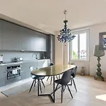 Easylife - Stylish Design Apartment In Fashion District